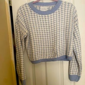 Blue and white Super Soft Sweater size M